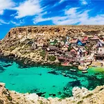 - Near Valletta & Sliema - Bus Lines Δωμάτια σε οικογενειακή κατοικία Hamrun