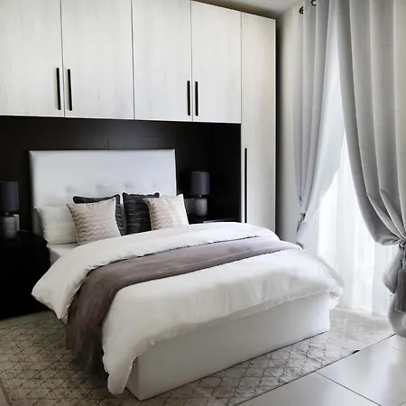 Accommodatie bij particulieren - Near Valletta & Sliema - Bus Lines Hamrun