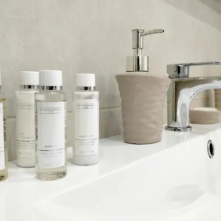 - Near Valletta & Sliema - Bus Lines Hamrun