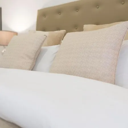 Homestay - Near Valletta & Sliema - Bus Lines Hamrun