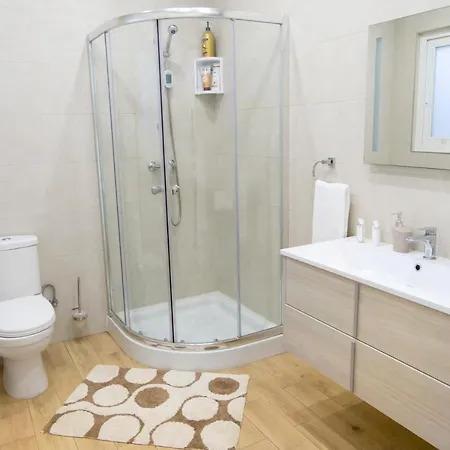 Homestay - Near Valletta & Sliema - Bus Lines *