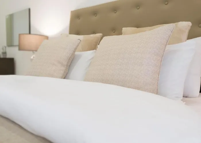 Homestay - Near Valletta & Sliema - Bus Lines Hamrun